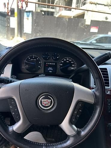 w210 2 2: Cadillac Escalade: 2008 г., 6.2 л, Автомат, Газ, Внедорожник — 8