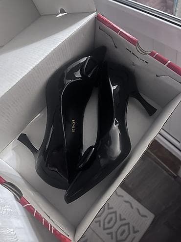 туфли каблуки: Классические женские лодочки из лакированной кожи/эко-кожи, цвет — — 1