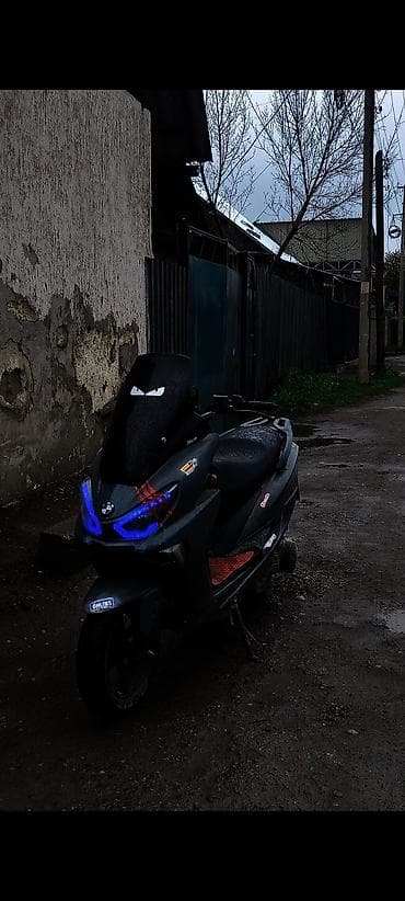 65 style: Тип скутера 150 куб. см, Бензин, Б/у — 1