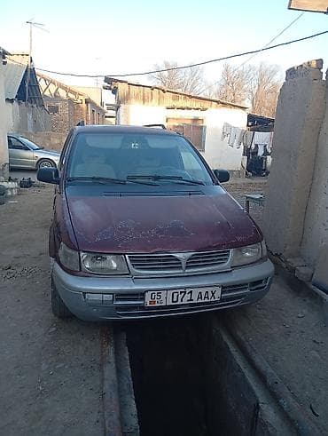 Транспорт: Mitsubishi Space Wagon: 1995 г., Кол менен иштөөчү, Бензин, Вэн/Минивэн — 3