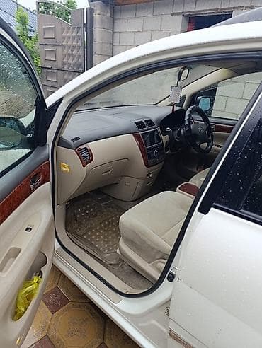 транс: Toyota Ipsum: 2001 г., 2.4 л, Автомат, Бензин, Универсал — 4