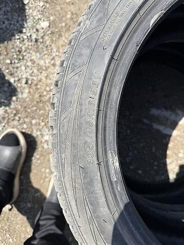 hankook: Продаются шины зима 9000 сом за 3 шт можно 2 шт отдельно продать — 4
