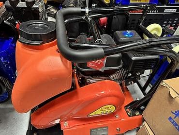 Инструменттер: Виброплита ATEC C90T (Plate Compactor) Основное: - Тип: бензиновая — 1