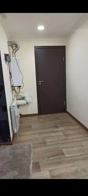 без хозян: 57 м², 3 комнаты, Парковка, Забор, огорожен — 7