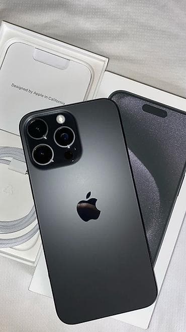 IPhone 15 Pro Max (чёрный титановый) - Экран 6.1", OLED Super Retina