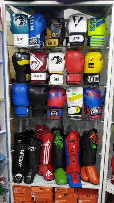 футбольные бутсы predator: Боксерские перчатки Перчатки для бокса Перчатки Снарядки Кожаные и — 3