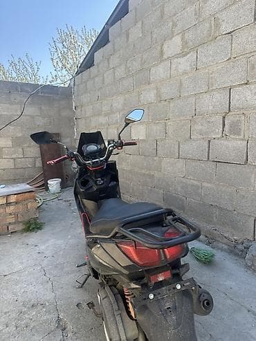 мото пидбайк: Тип скутера 50 куб. см, Бензин — 2