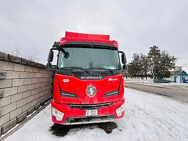 audi 80 1 8: Тягач, Shacman, 2019 г., Тентованный — 1