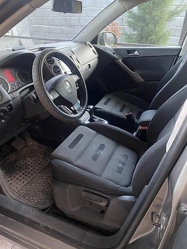 мазда 4: Volkswagen Tiguan: 2009 г., 2 л, Автомат, Бензин, Кроссовер — 4