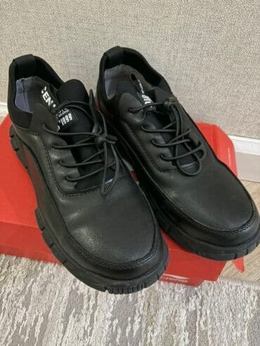 кожан: Мужские кроссовки, 39, Б/у, цвет - Черный — 3