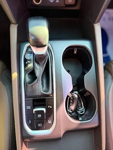 Hyundai Santa Fe: 2019 г., 2 л, Автомат, Дизель, Кроссовер — 10