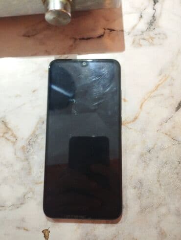 мышь игровая: Телефон почти в идеальном состоянии есть маленькая трещинка в — 3