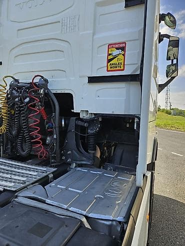 Транспорт: Тягач, Volvo, Без прицепа — 3