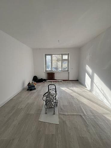 Места арендага берилет макаренко Алай магазиндин устундо 19 квадрат