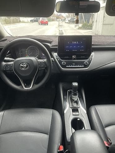 toyota aurius: Toyota Corolla: 2022 г., 1.8 л, Вариатор, Гибрид, Седан — 4