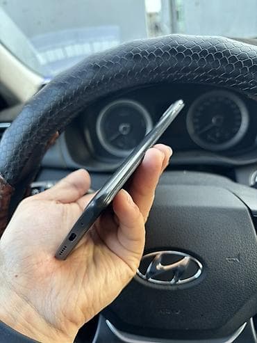 galaxy note 10: Poco C40, Б/у, 64 ГБ, цвет - Черный, 2 SIM — 4