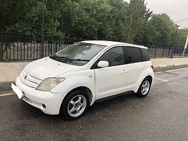 Toyota: Toyota Ist: 2002 г., 1.5 л, Автомат, Бензин, Хэтчбэк — 3