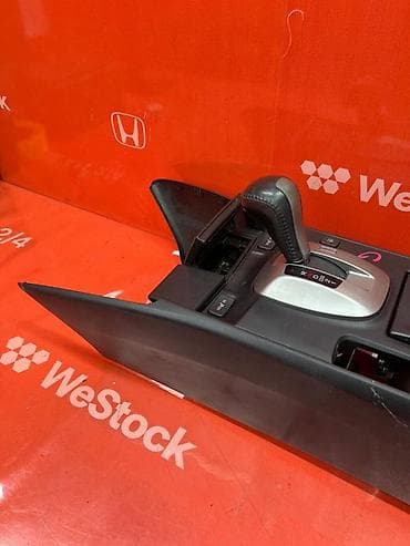 can bus: Консоль центральная Honda Inspire DBA-CP3 2006 (б/у) — — — — — — 6