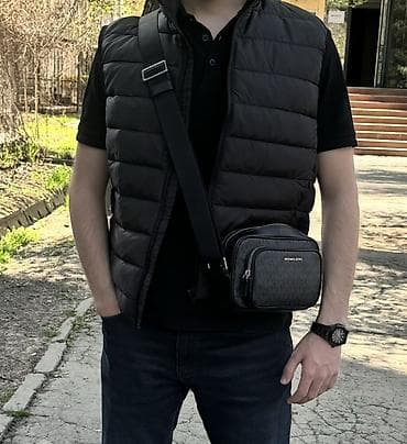 Барсетки: Мужская сумка через плечо Michael Kors - Модель: компактная — 1