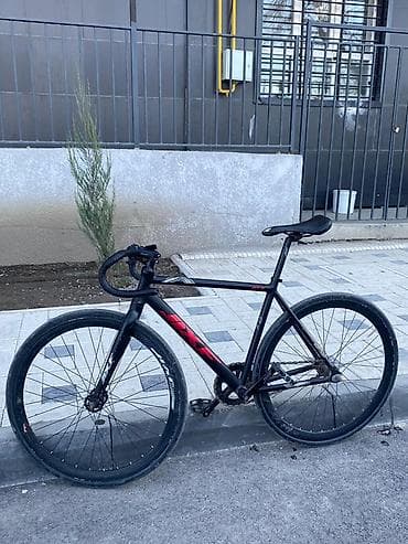 обмотка на фикс: Городской велосипед, Рама M (156 - 178 см), Б/у — 2