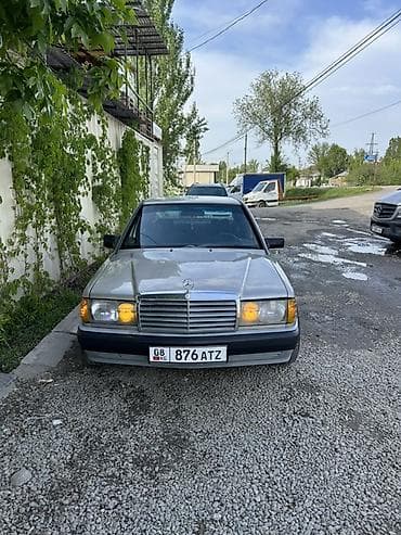 m5 cs: Mercedes-Benz 190: 1987 г., 2 л, Бензин, Седан — 2