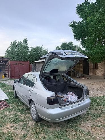 номер абхазия: Nissan Primera: 2001 г., 1.8 л, Механика, Бензин, Хэтчбэк — 2