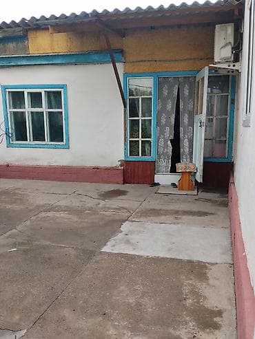 Үйлөр: Дом с двором и хозяйственными постройками 4 комнаты две кухни прихожка — 3