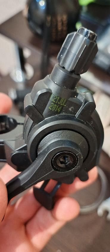 Велозапчасти: Левый триггерный переключатель передач SRAM, б/у в идеальном — 4