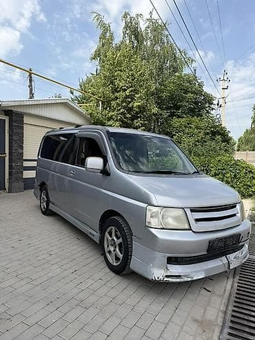 mers 211: Honda Stepwgn: 2002 г., 2 л, Автомат, Бензин, Минивэн — 2