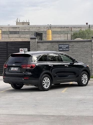 small car: Kia Sorento: 2019 г., 2.4 л, Автомат, Бензин, Минивэн — 2