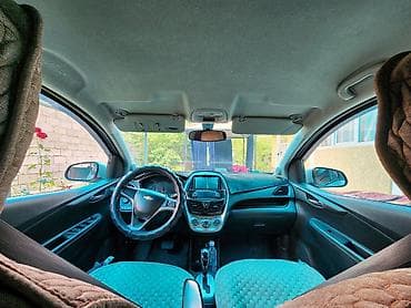 mersedes e class: Chevrolet Spark: 2016 г., 1 л, Автомат, Бензин, Хэтчбэк — 4