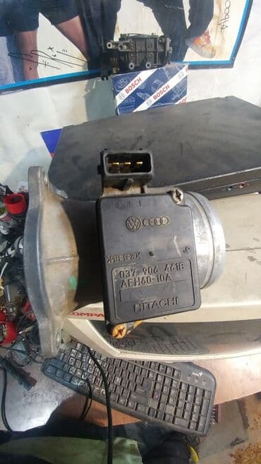 анализатор воздуха: Расходомер воздуха Hitachi .Применимость смотрите по номеру в — 1