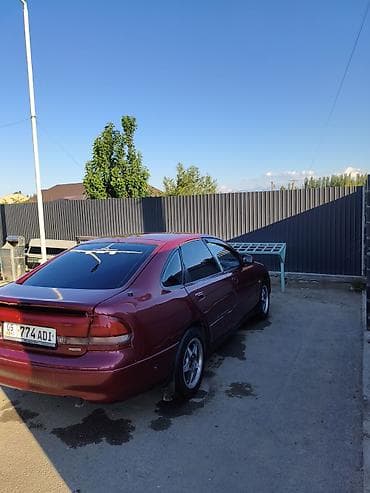 Mazda 626: 1993 г., 2 л, Механика, Бензин, Хэтчбэк — 3