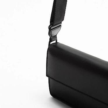 Личные вещи: Минималистичная черная кросс-боди/сумка через плечо. - Размеры: 20 × — 4