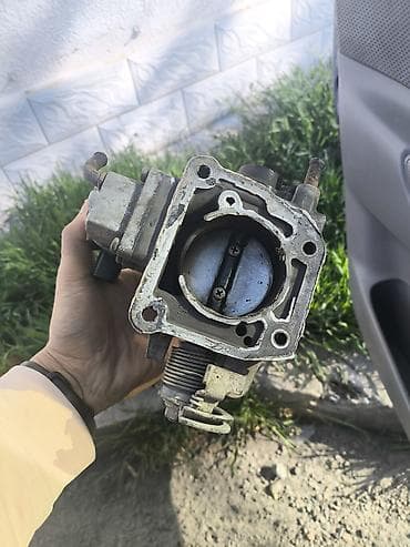 насадка для глушитель: Дроссельная заслонка Mazda 2002 г., Б/у, Оригинал — 2