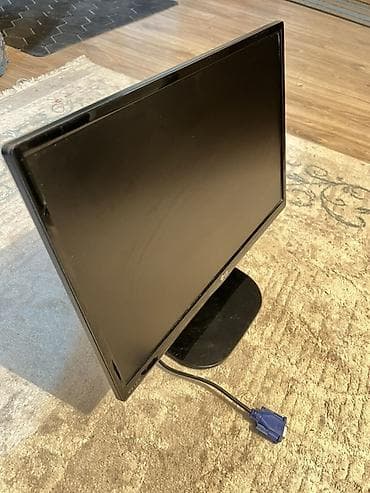 Стол компьютерлери жана комлектөөчүлөр: Монитор, LG, LCD, 18" - 19" — 2