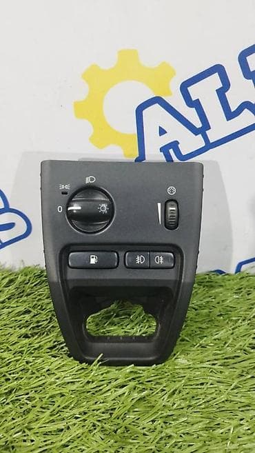 Volvo XC90 T6 v-2.9 2003 год блок регулировки света
