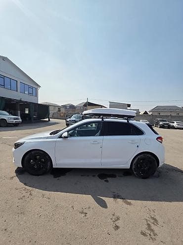 hyundai i40: Hyundai i30: 2018 г., 1.6 л, Робот, Дизель, Хэтчбэк — 3