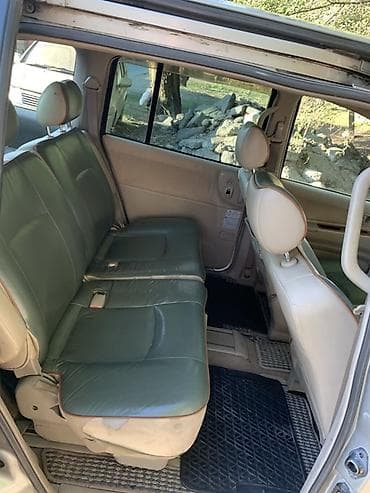 портер 2 салон: Nissan Liberty: 2003 г., 2 л, Автомат, Бензин, Минивэн — 6