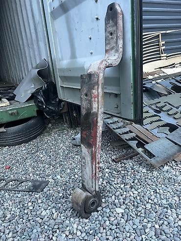 пружинные гантели сандова: Задний правый рычаг Aito Б/у — 1