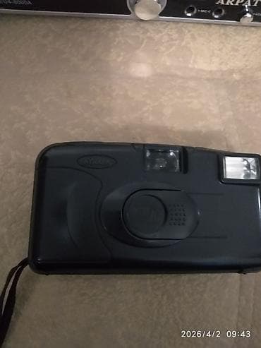 электронная фоторамка: Портативная пленочная фото‑камера KODAK + DVD‑проигрыватель ARPAT — 1