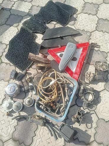 автол: Автозапчасти и аксессуары — подборка одним лотом Состав на фото: - — 1