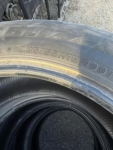 Транспорт: Шины 235 / 55 / R 18, Зима, Комплект, Легковые, Bridgestone — 1