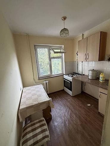 1 комната, 34 м², 3 мкр 104 серия, 2 этаж, Косметический ремонт at lalafo.kg 1 комната, 34 м², 3 мкр 104 серия, 2 этаж, Косметический ремонт