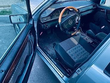 е 190: Mercedes-Benz E-Class: 1994 г., 2.2 л, Автомат, Бензин, Седан — 6