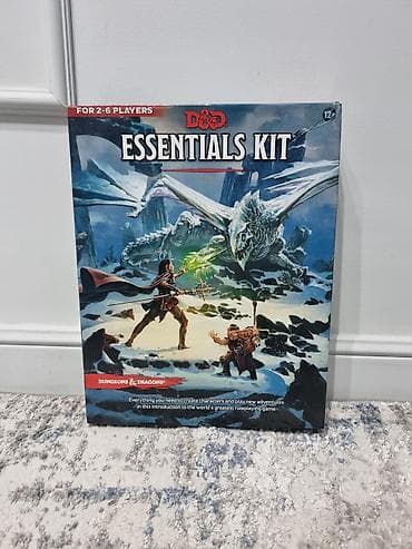 сборные модели: Настольная ролевая игра Dungeons & Dragons Essentials Kit (на — 1