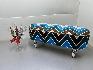 ковер ручной: Банкетка/пуф с мягким сиденьем и узором «зигзаг». - Форма: овальная — 1