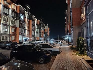 Батирлер: Продаю 1 комнатную кв 108серия 3 этаж лифт есть 48кв с ремонтом + — 1