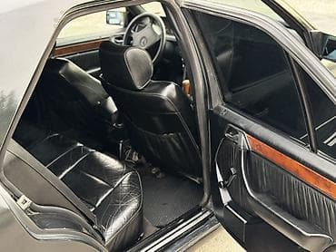хода адисе: Mercedes-Benz W124: 1993 г., Механика, Бензин, Седан — 9