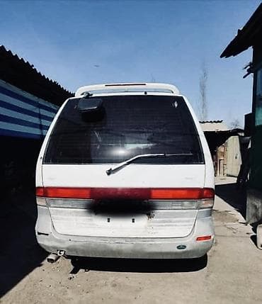 rd 1: Nissan Largo: 1995 г., 2.4 л, Автомат, Бензин — 4